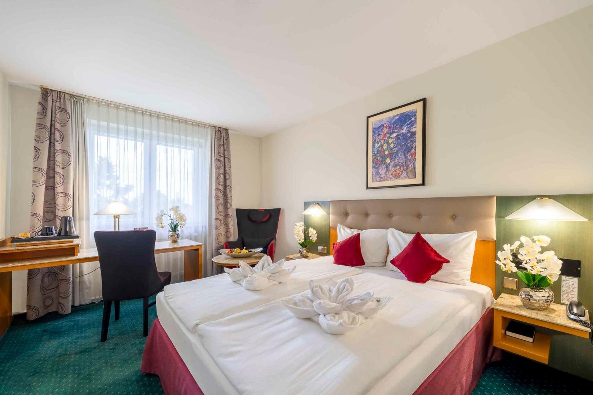 Plaza Inn Blankenburg Ditzingen, Sure Hotel Collection Exterior photo