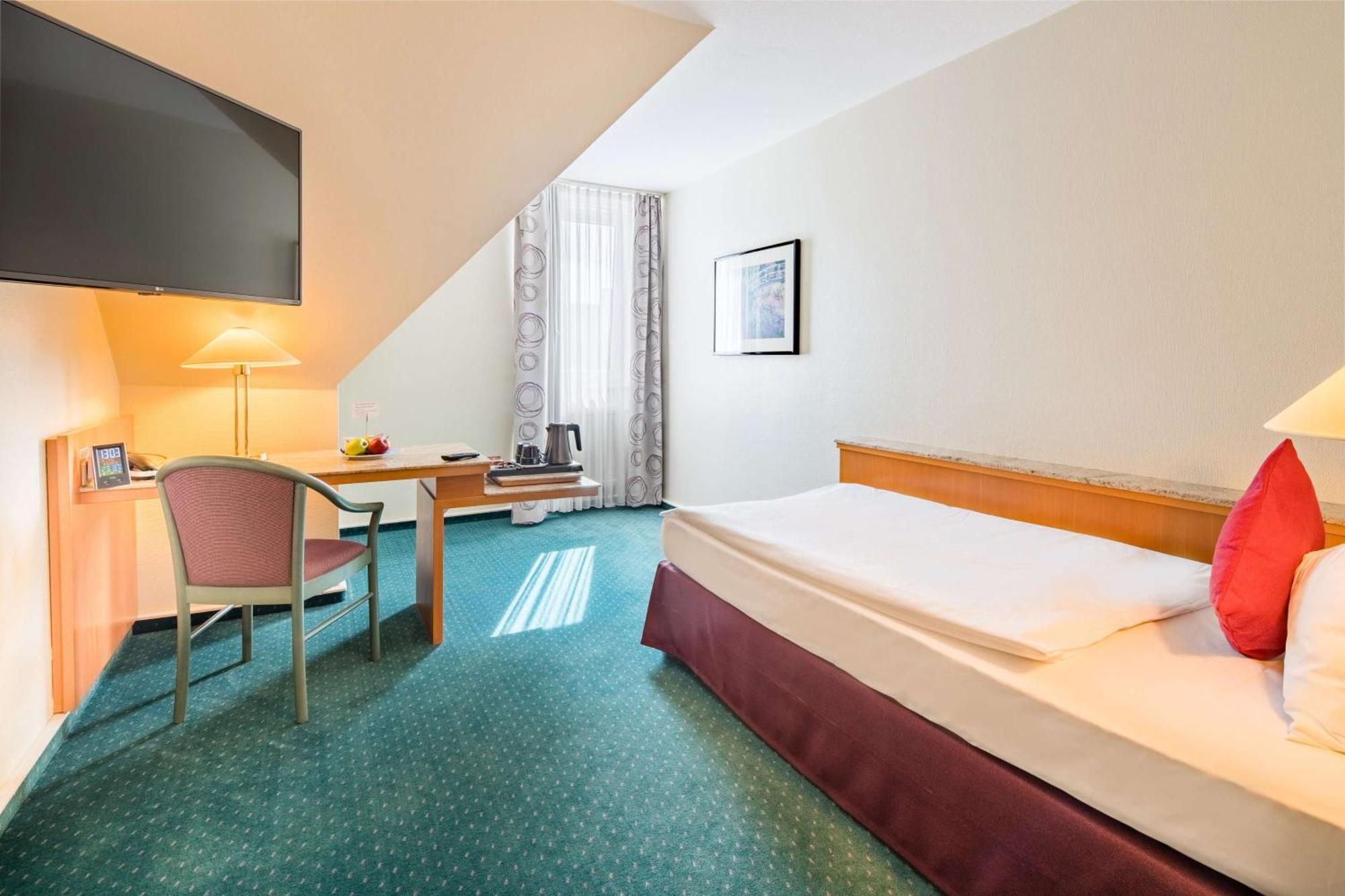 Plaza Inn Blankenburg Ditzingen, Sure Hotel Collection Exterior photo