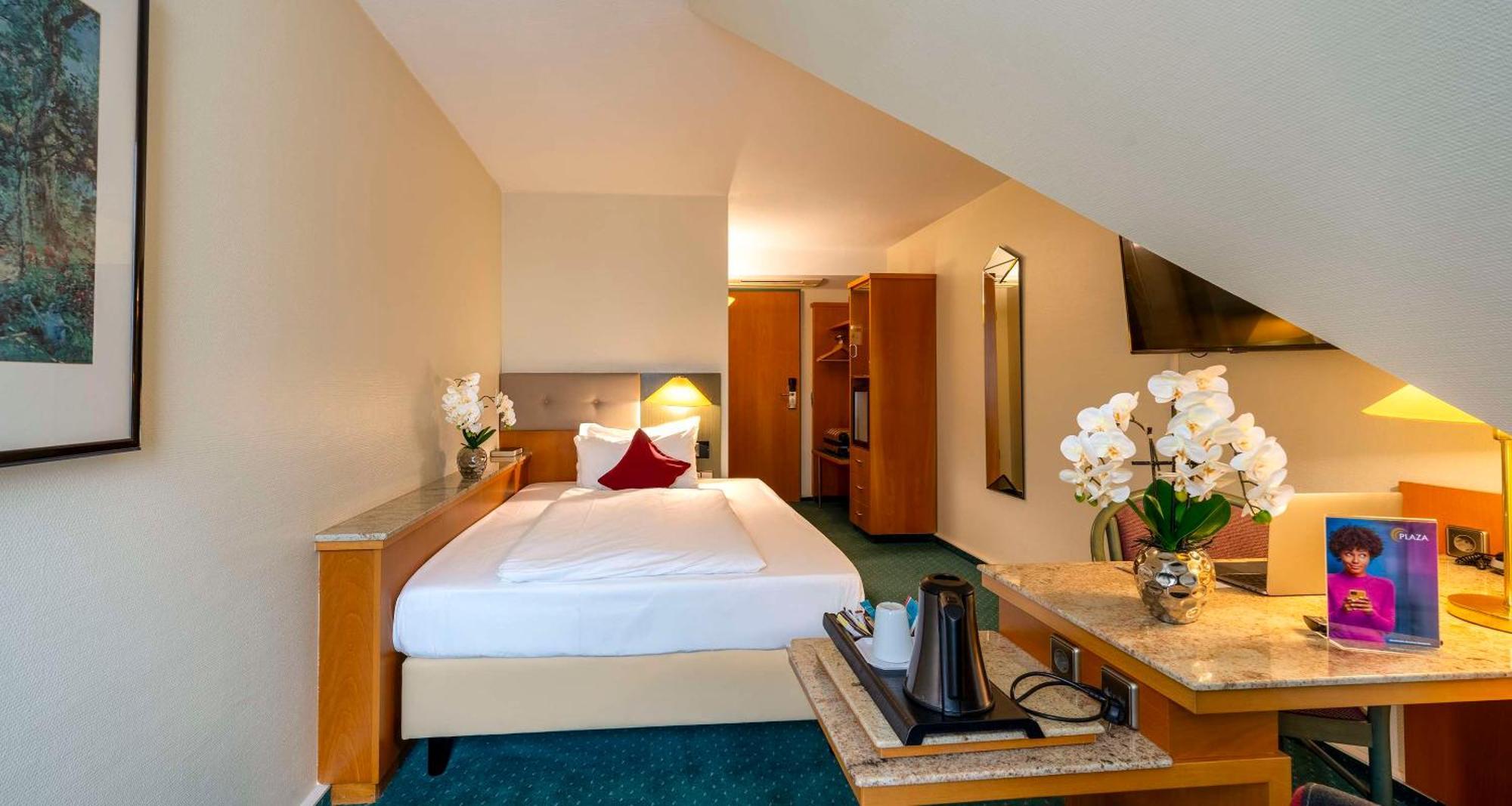 Plaza Inn Blankenburg Ditzingen, Sure Hotel Collection Exterior photo